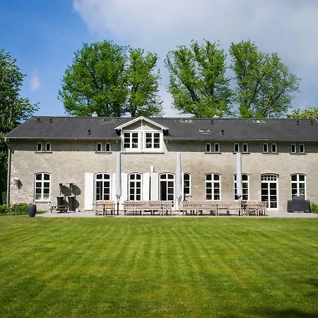 Herrenhaus Gut Neuruppersdorf-3