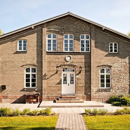 Herrenhaus Gut Neuruppersdorf-2